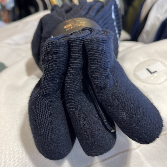 Vans Socks 3 pairs set CREW VANS.
"OFF THE WALL" Black/White
NWT - Picture 4 of 16